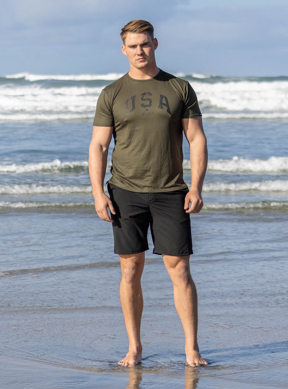 Men's Essential Lightweight Short