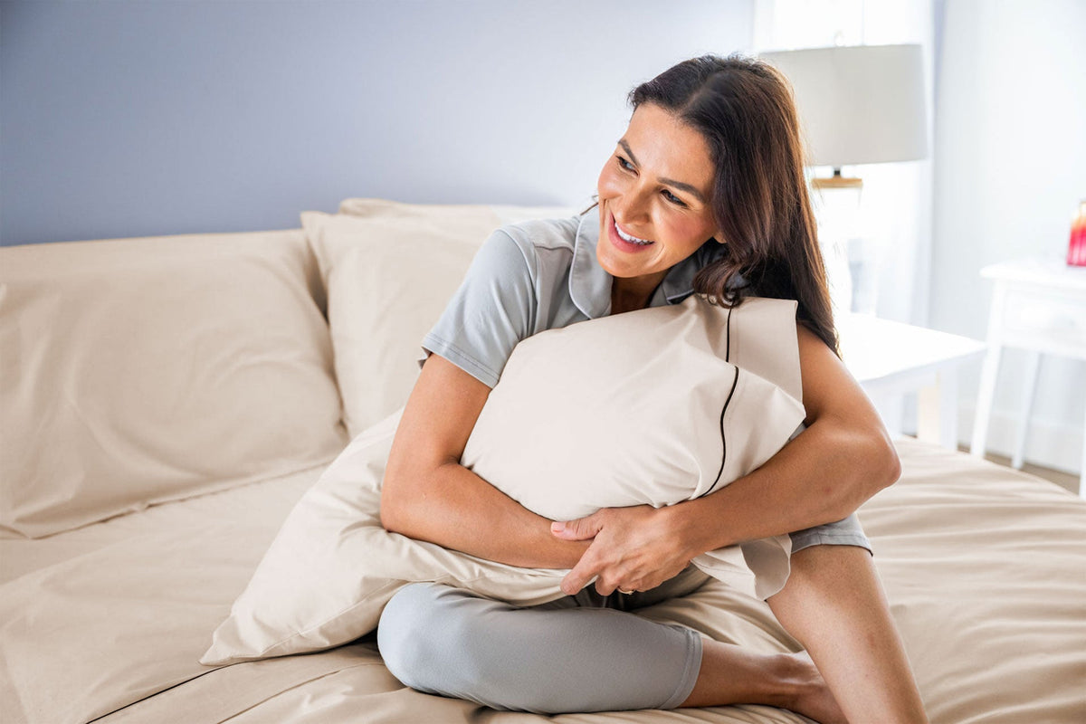 American Made Natural Cotton Bed Pillowcases with Classic Piping