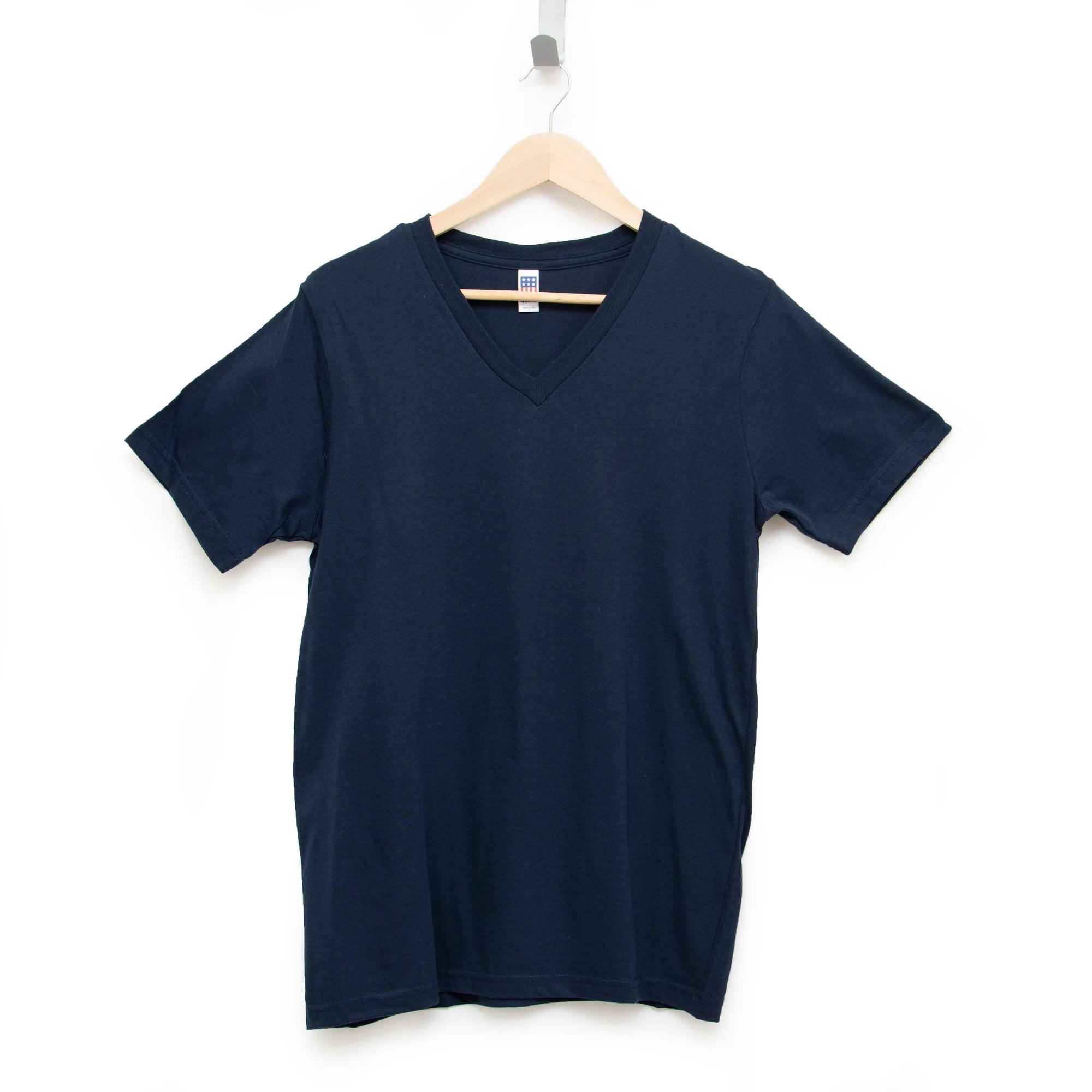 Navy blue v neck t shirt online
